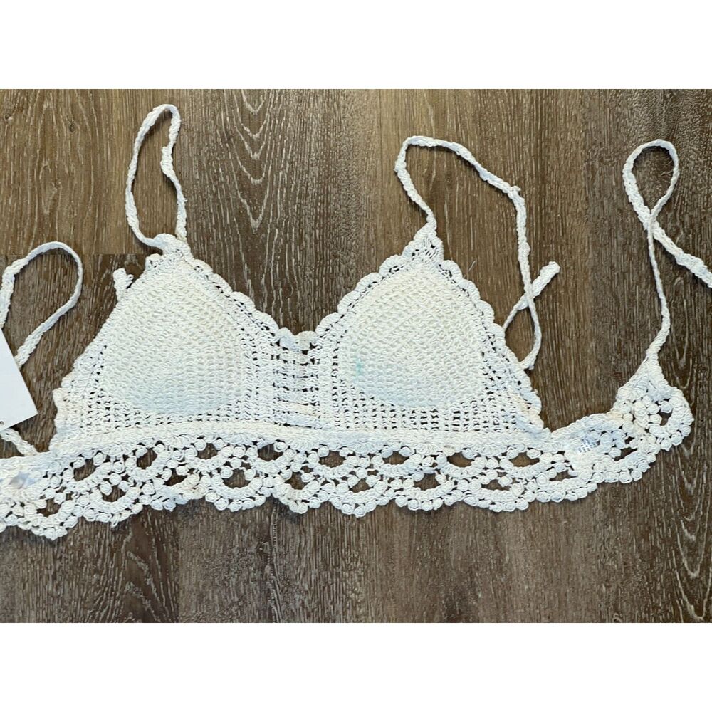 NWT White Crochet Knit Bra Top by American Flirt SIZE Small **READ